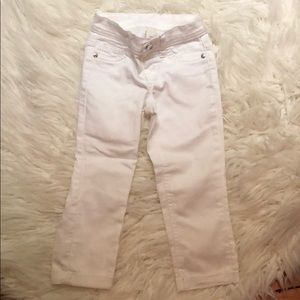 Justice Bottoms - White Jean Capri pants girls Justice Bottoms - White Jean Capri pants girls